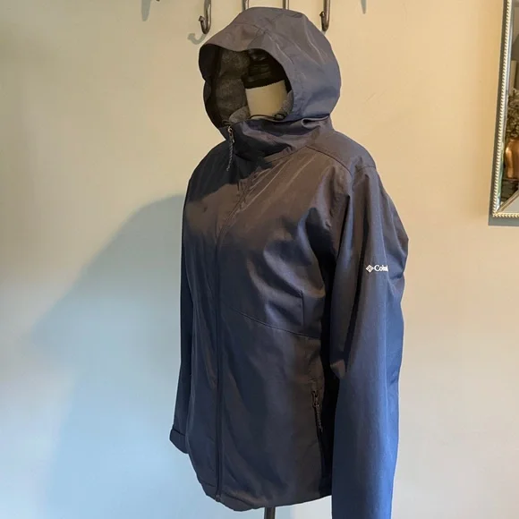 Columbia Hooded Jacket EUC - Picture 8 of 17